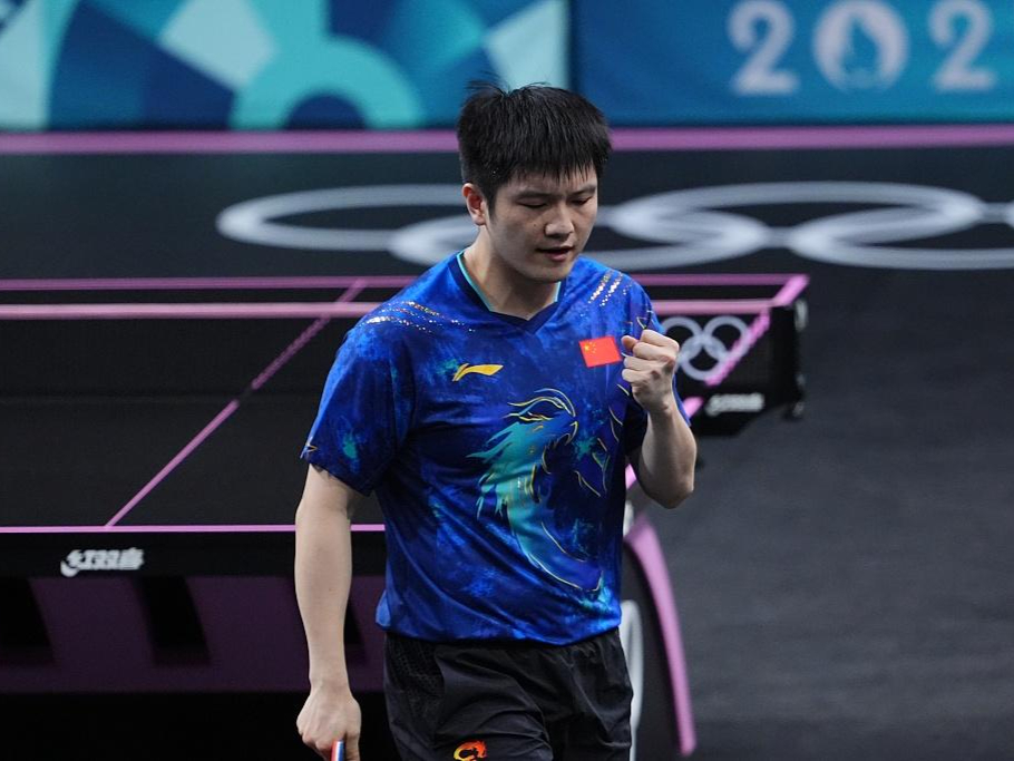 亚洲辉煌：菲律宾队上演绝地反击，晋级决赛的简单介绍