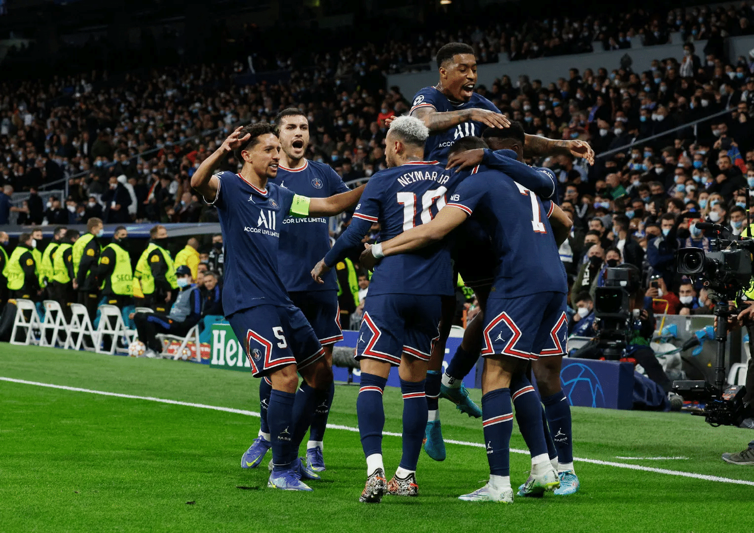 爱游戏tv-皇家马德里豪取连胜，士气高涨备战的简单介绍