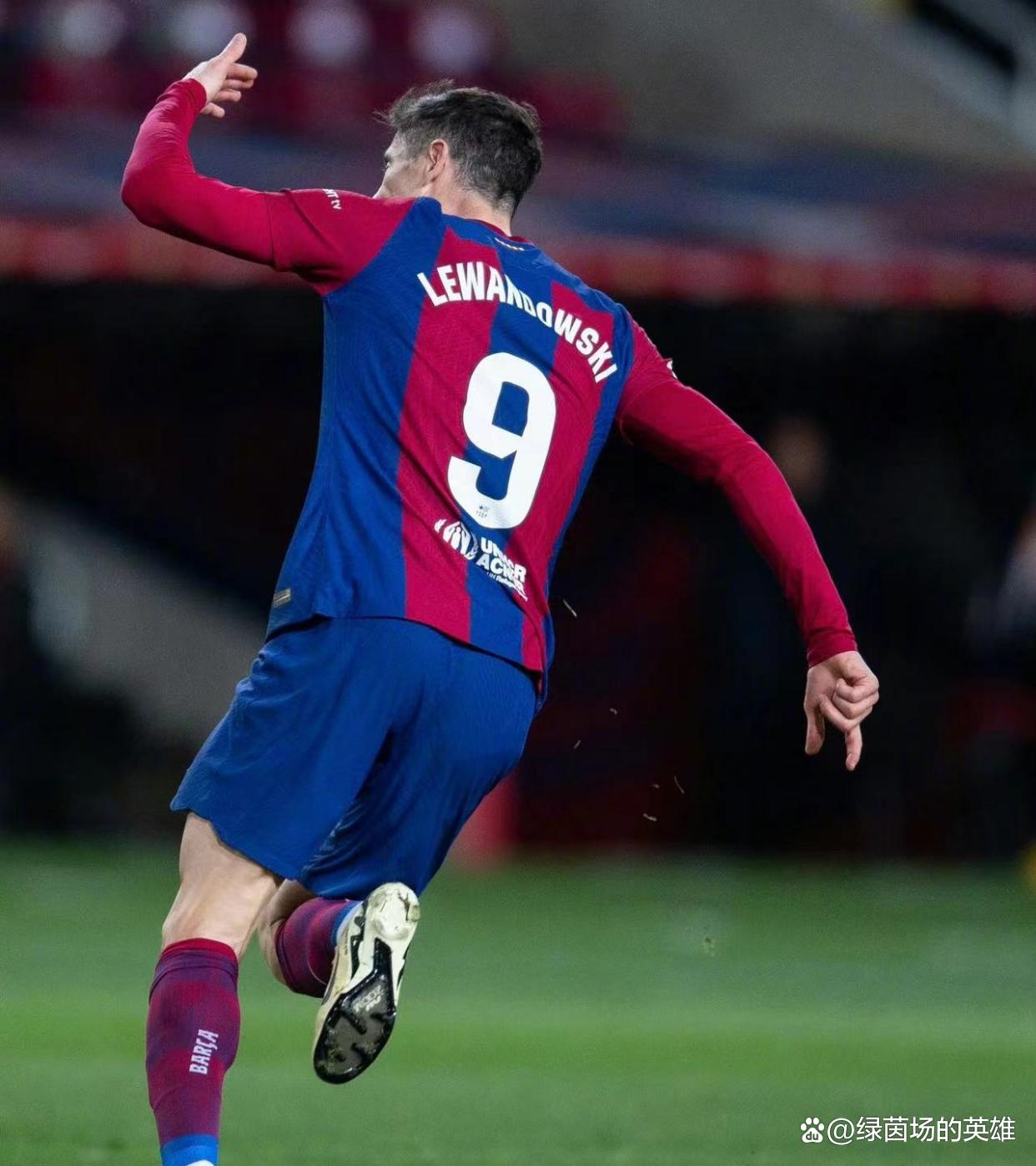 瓦伦西亚遭遇连败，保级之路崎岖的简单介绍