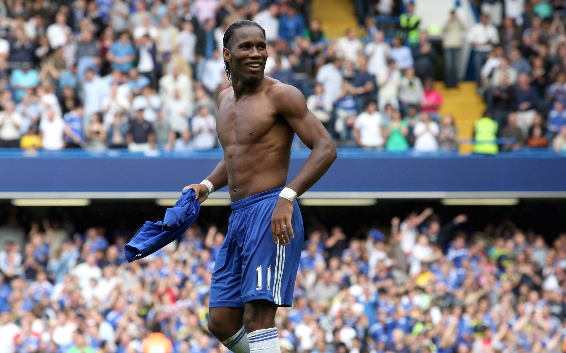 克罗地亚横扫德国背后，卡塞米罗状态火热揭示的战术革命