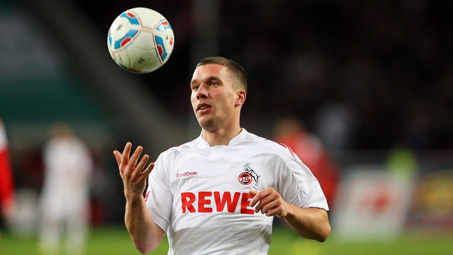 凯尔特人末节上演惊天逆转，霍勒迪状态火热成关键先生