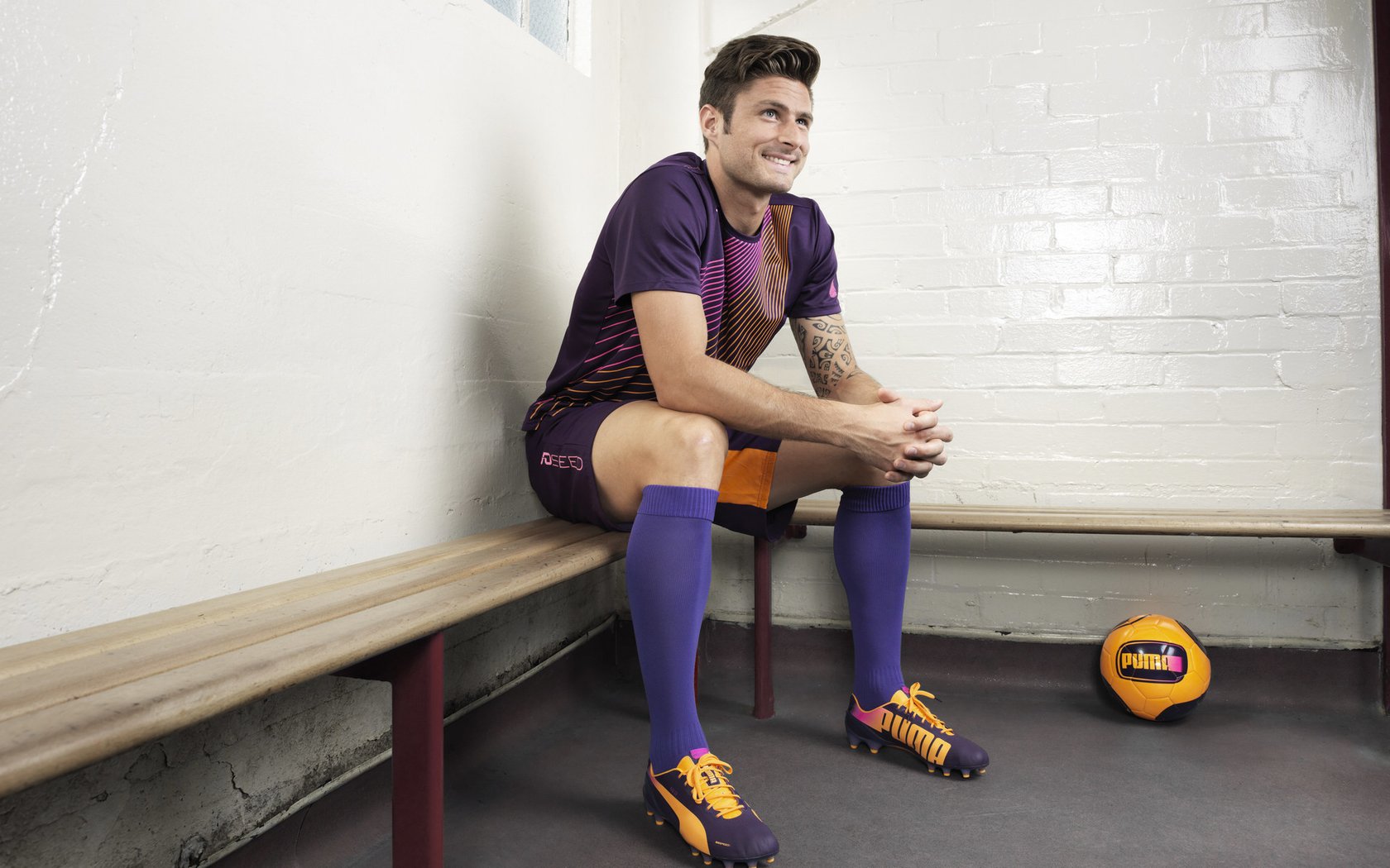 鏖战柏林，林高远扛起全队，波兰乒乓绝境中的孤勇者